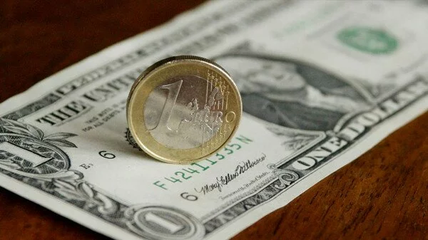 Центробанк РФ опубликовал курс валют на вторник