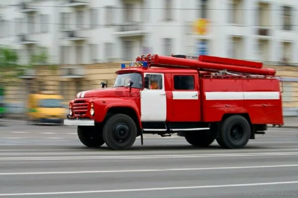 Два человека погибли из-за пожара в Екатеринбурге