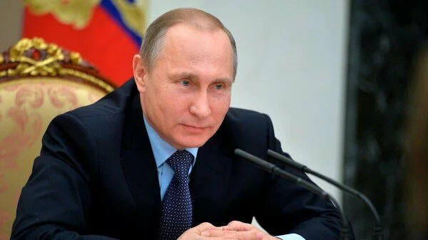 Путин подписал закон о снятии налогов с попавших под санкции Россиян