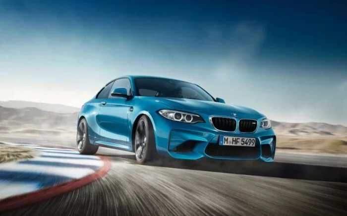BMW готовит сразу две экстремальных версии купе М2