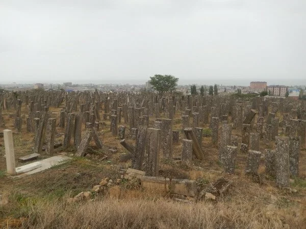 Жительница Махачкалы убила отца и вывезла расчленённые останки на кладбище