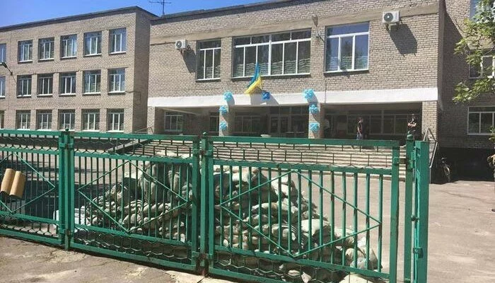 Аброськин: боевики обстреляли Красногоровку, ранена женщина