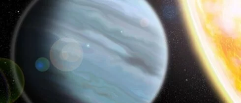 Астрономы обнаружили гигантскую экзопланету из «пенопласта»