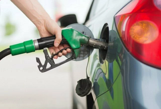 «Башнефть» повысила стоимость бензина в сети АЗС