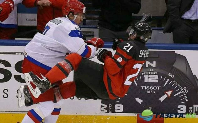 ЧМ по хоккею 2017: матч Россия-Словакия в полном составе посетил тренерский штаб Латвии