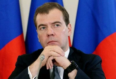 Дмитрий Медведев намерен стимулировать рождаемость в стране