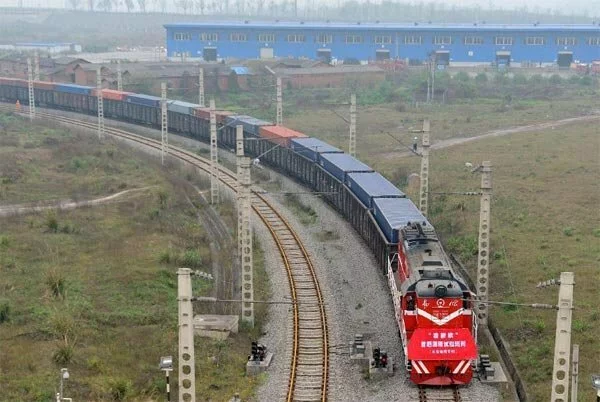 Китай к 2020 году запустит поезд с максимальной скоростью 400 км/ч?