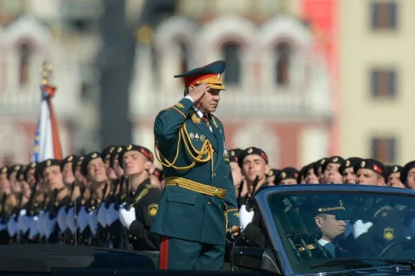 Шойгу поздравил ветеранов и всех россиян с Днем Победы