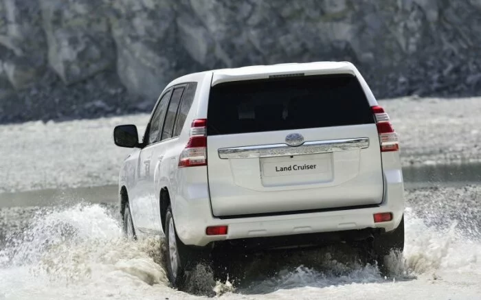 Toyota Land Cruiser Prado оснастили предпусковым подогревателем