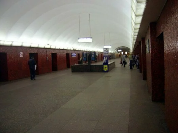 В Петербурге закрыли станцию метро 
