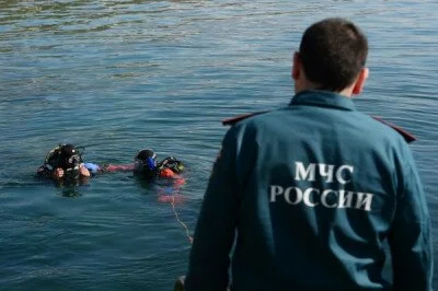 В Свердловске спасатели нашли тела троих утонувших рыбаков