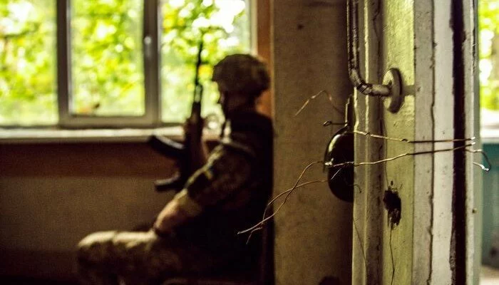 Врач из Днепра о раненом украинском воине: Столько железа в голове вижу впервые