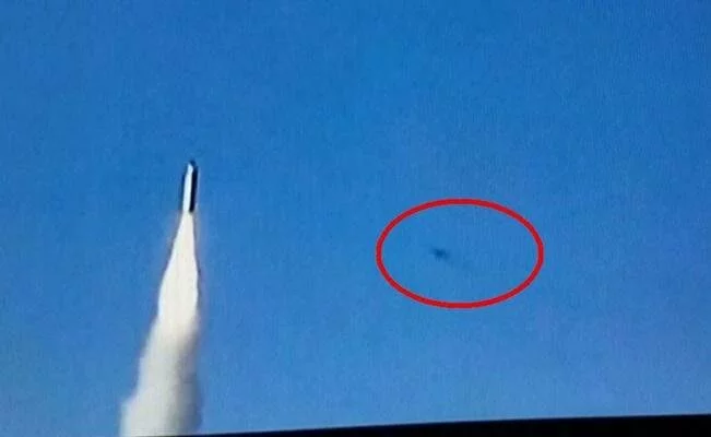 Инопланетяне следили за запуском баллистической ракеты в КНДР
