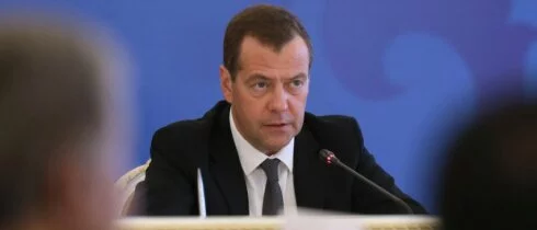 Медведев выделил Бурятии 313 миллионов рублей на охрану Байкала