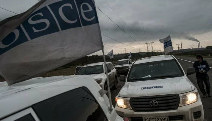 Наблюдателей ОБСЕ на Донбассе остановили мины