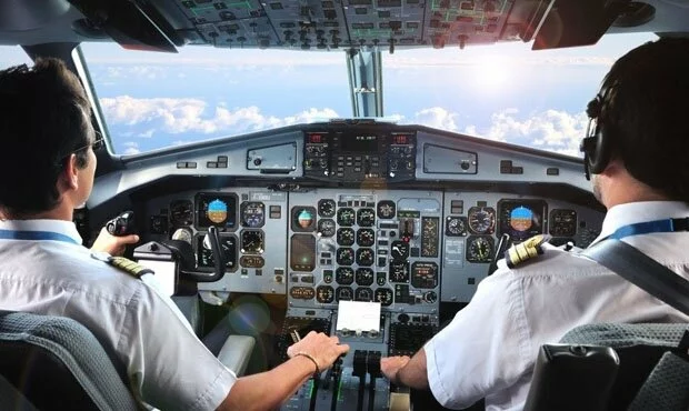 Российские пилоты массово уходят в азиатские авиакомпании из-за разницы в зарплате