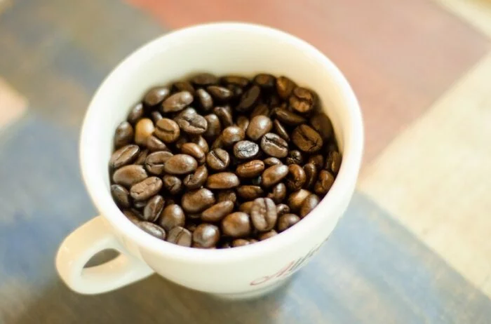 Эксперты назвали признаки передозировки кофеина