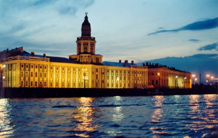 Лето задержится в Петербург на два дня