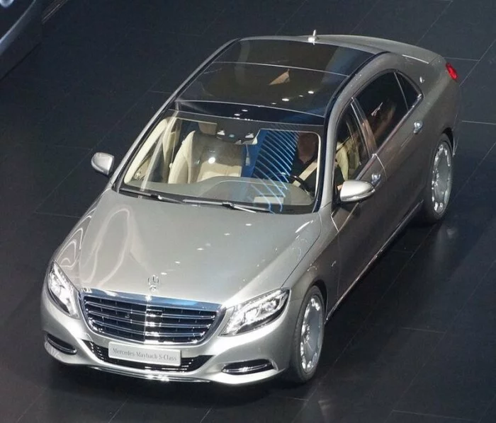 Mercedes-Benz показал две новинки для российского рынка