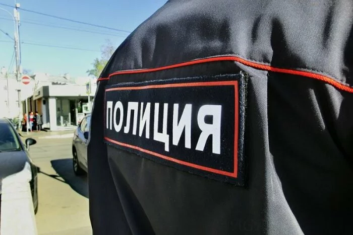 На юго-западе Москвы угнали Mercedes-Benz за 8 миллионов рублей