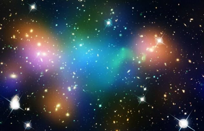 Обратная сторона Вселенной: Ученые ищут темные звезды в темной материи