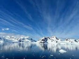 Ученые зафиксировали в Антарктиде обширное таяние льдов