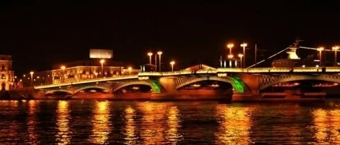 В ночь на 19 июня в Петербурге разведут все мосты через Большую и Малую Неву