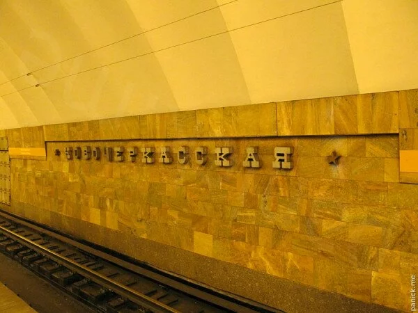 В питерском метро смертельно ранили 36-летнего мужчину