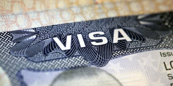 Госдепартамент США ограничил выдачу виз гражданам четырех стран
