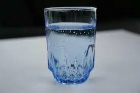 Исследование: Употребляя воду, люди