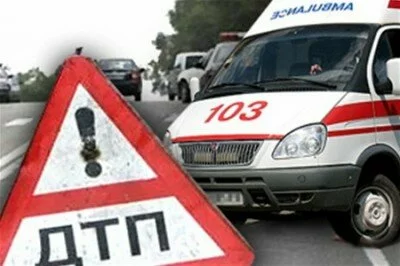 На Дмитровском шоссе в Москве перевернулась машина «скорой»