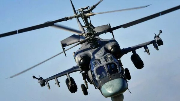 На учениях «Запад-2017» вертолет дал залп ракетами по зрителям