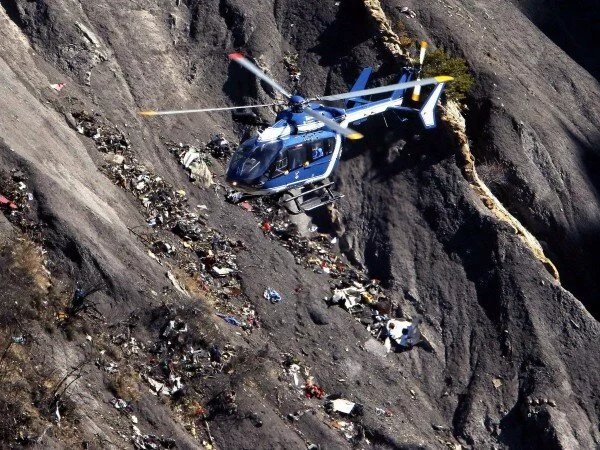 Самолет с украинцами на борту упал в Греции