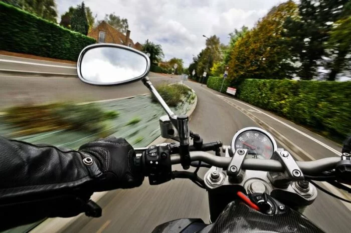 Исследование: Вождение мотоцикла омолаживает мозг
