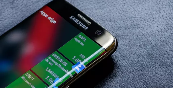 Samsung снизила цены на свои смартфоны в РФ
