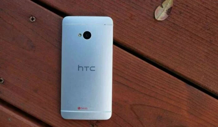 Touch P3450 назван самым легендарным смартфоном от компании HTC