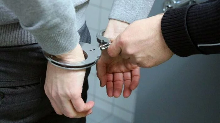 Жителя Кузбасса приговорили к двум годам тюрьмы за изнасилование соседки