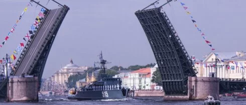 В ночь на 24 сентября в Петербурге разведут все мосты через Неву, кроме Тучкова и Биржевого