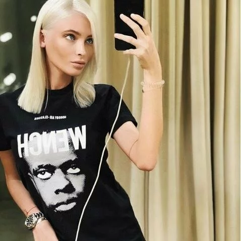 Алена Шишкова сменила имидж и сделала короткую стрижку
