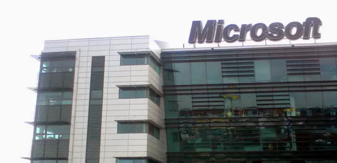 Microsoft обещает многодневную автономную работу для ARM-ноутбуков с операционкой Windows 10