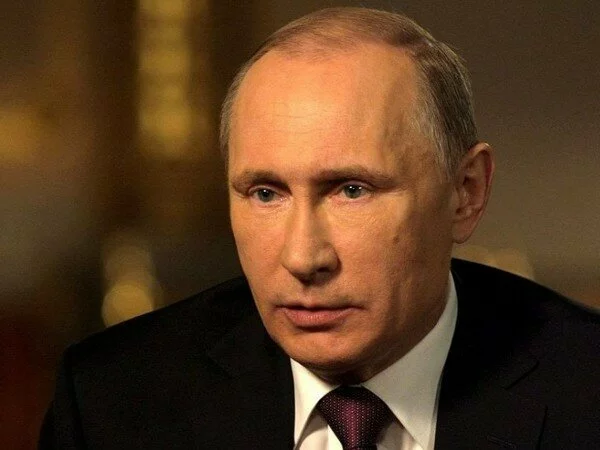 Путин: Россия понемногу отступает от службы по призыву