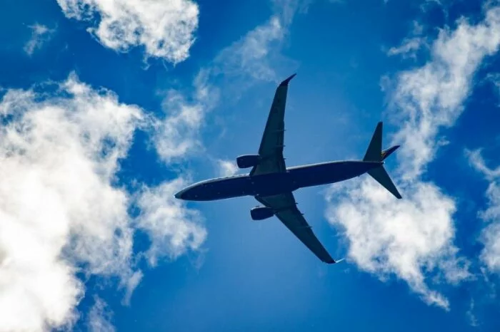 Экипаж самолета сообщил о неизвестном объекте над аэропортом Шереметьево