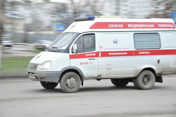 В Выборге авто из ДНР сбило мужчину с ребенком