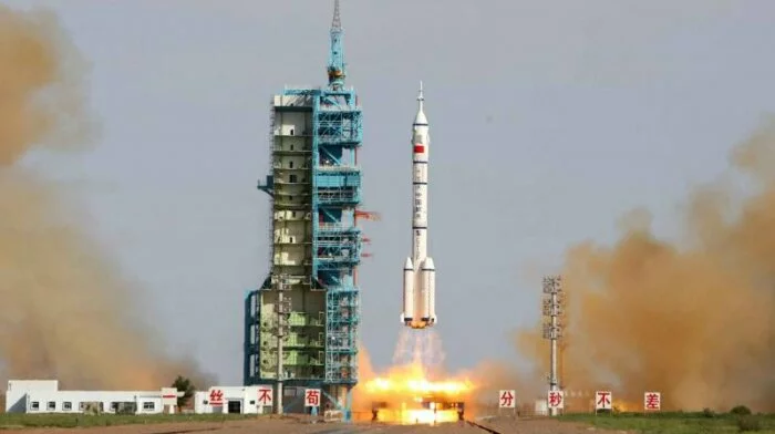 Китай успешно вывел на орбиту три спутника благодаря ракете нового поколения