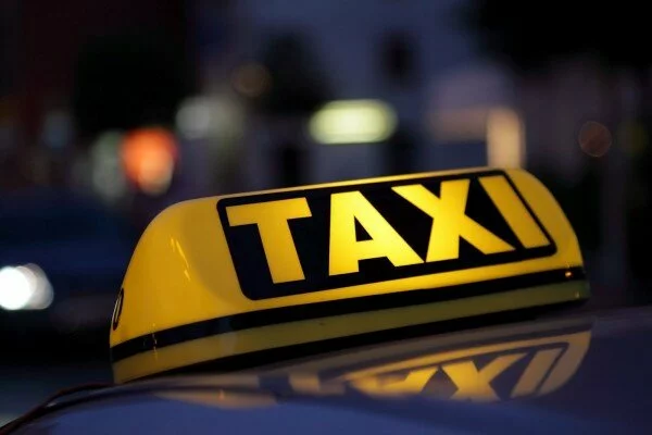 В Москве таксист с мачете напал на пассажира