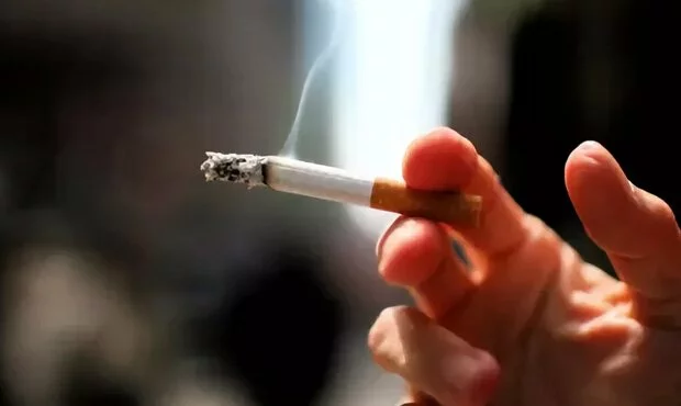 Житель Новосибирска через суд добился выплаты компенсации с соседа-курильщика