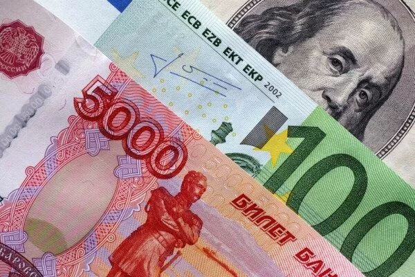 Аркадий Дворкович прогнозирует рост курса доллара до 60 рублей