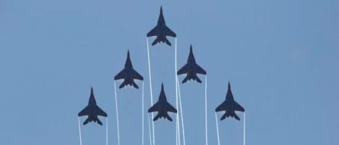День Победы в Петербурге отметят с участием военной авиации