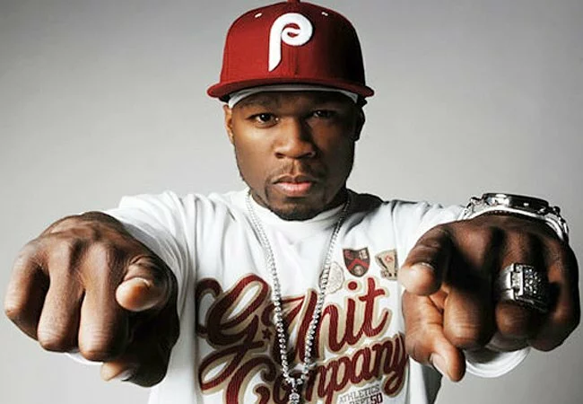 Фанатка, которую ударил 50 Cent, намерена 