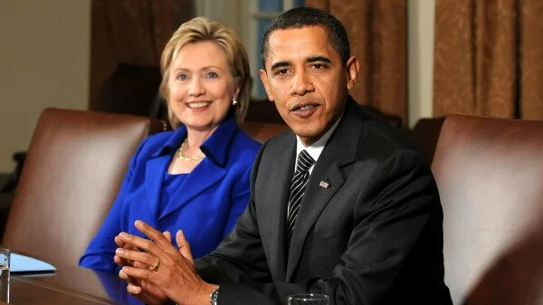 Хиллари Клинтон в телефонной беседе с Обамой извинилась за проигрыш в выборах